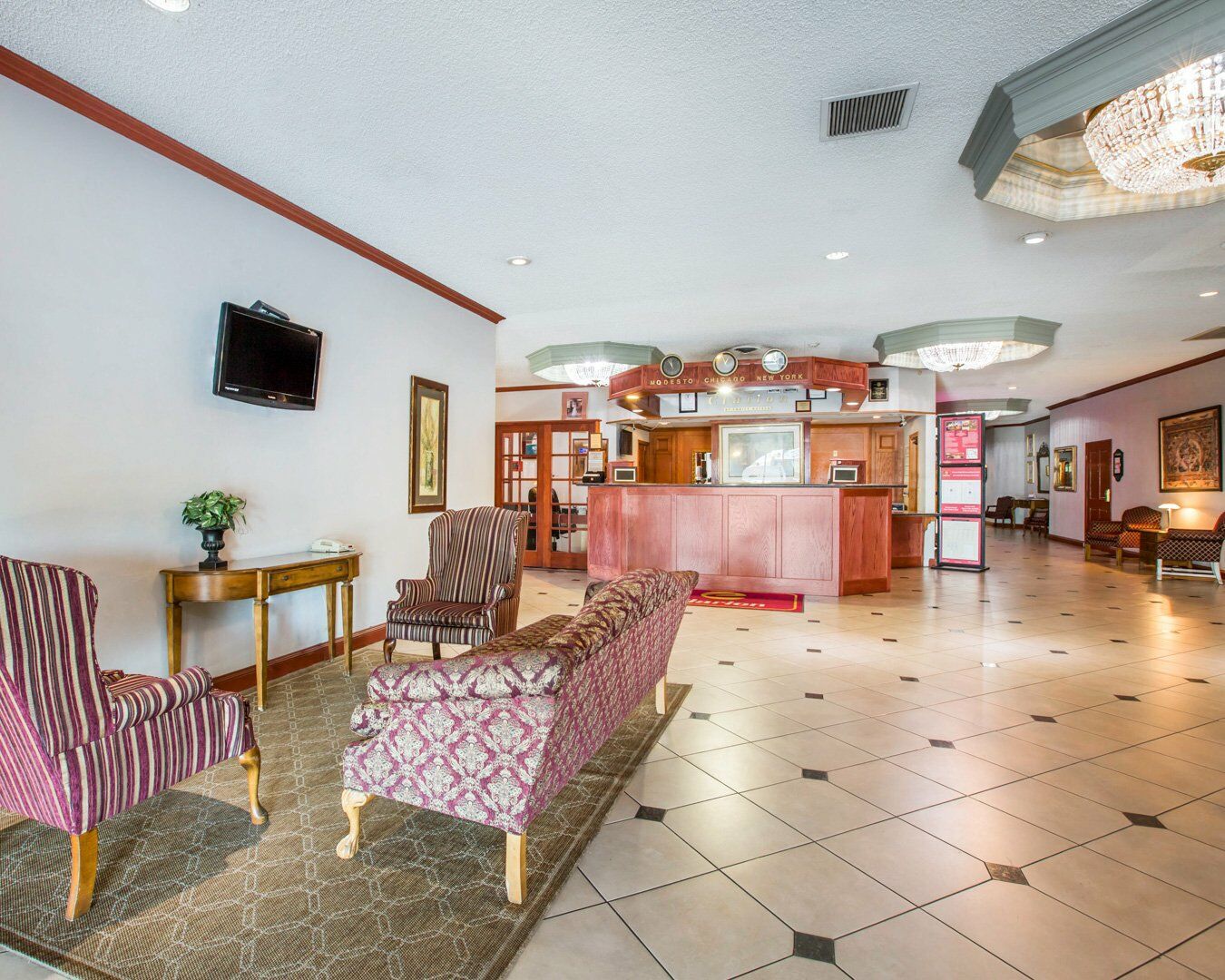 Clarion Inn Conference Center Modesto Bagian luar foto